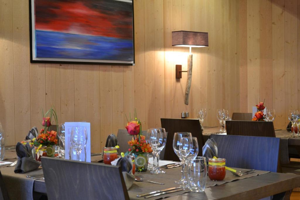 Hotel Twannberg Neuchâtel Exteriör bild